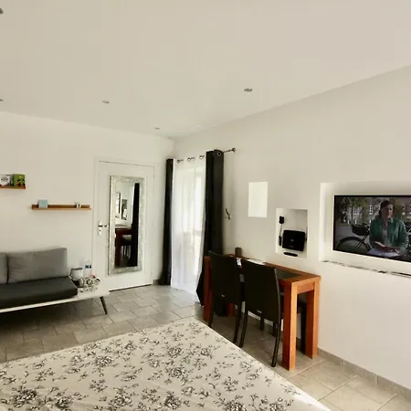 Premium Pomme Cannelle Close To Bayeux Normandie 2 Pers
